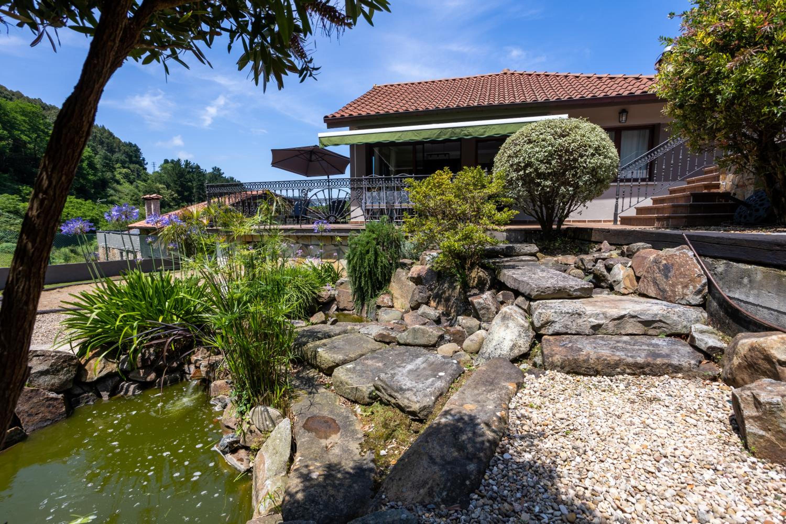 SARREN Villa Pool