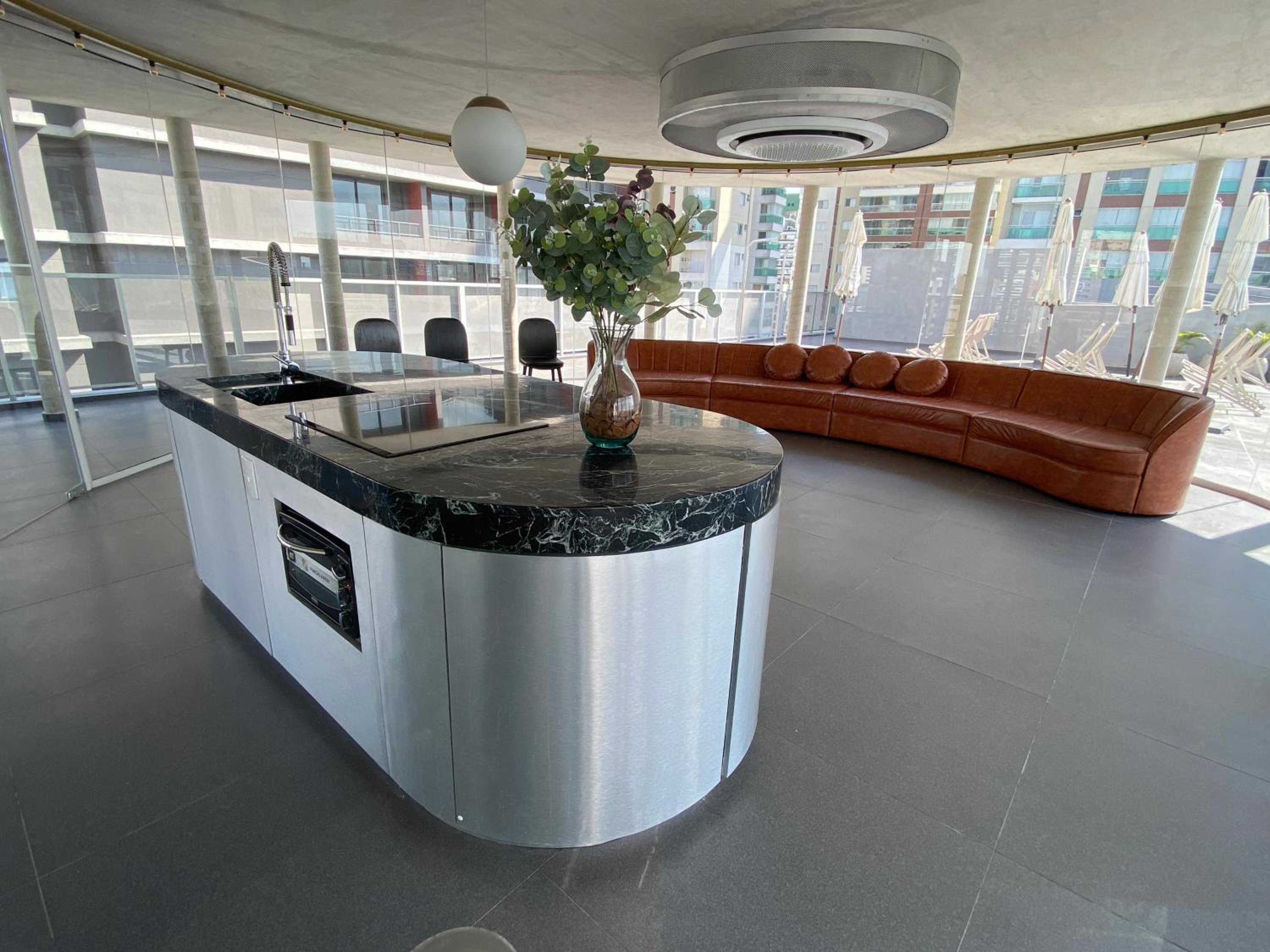 Lindo Studio ao lado do Centro de Convenções Frei Caneca - São Paulo