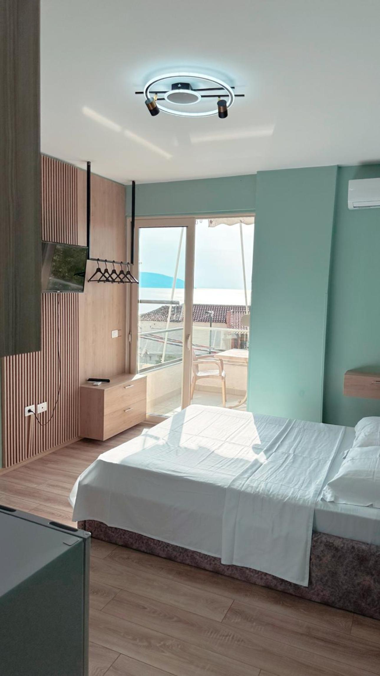 Seaview Apartment in Vlore