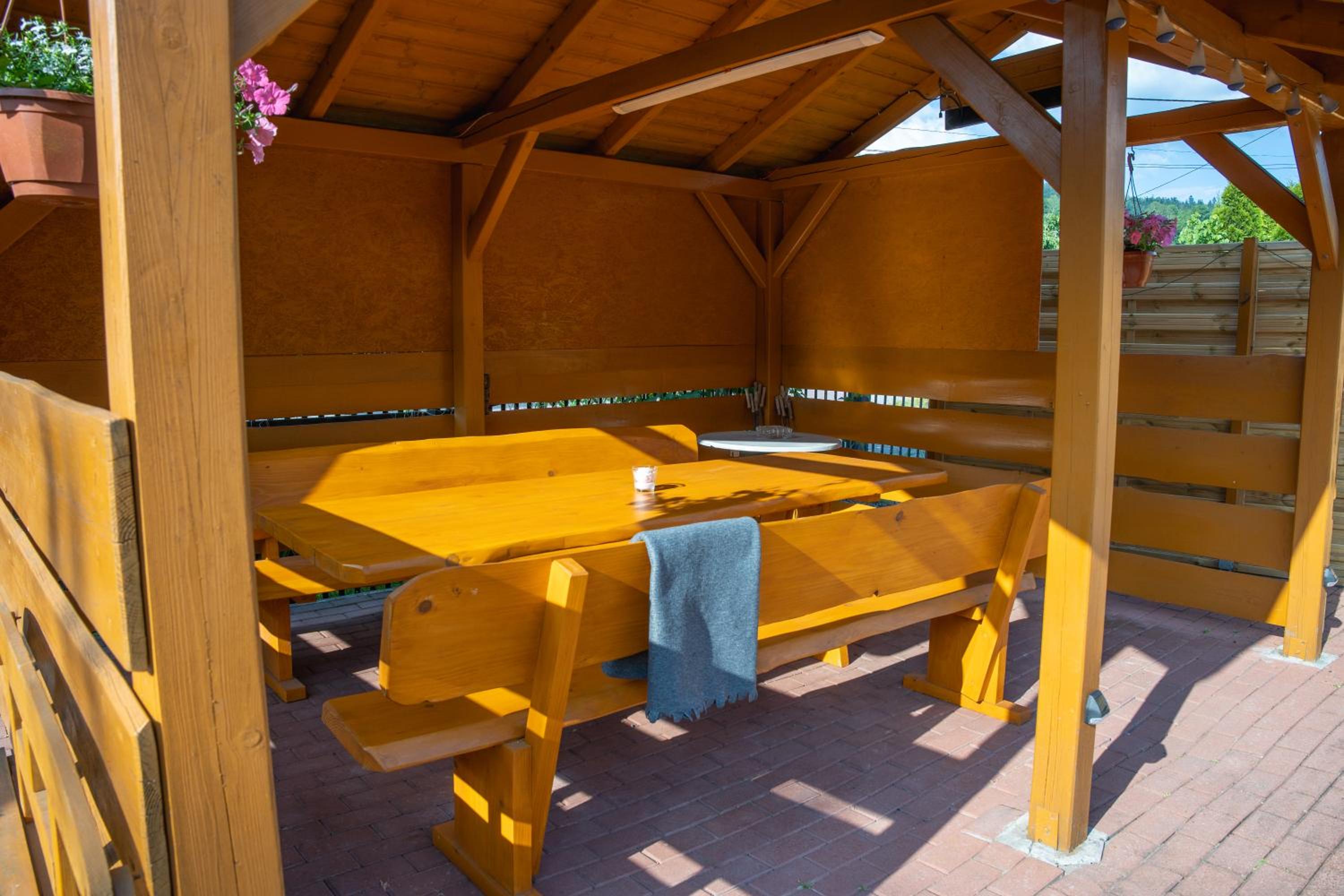 Photo 46