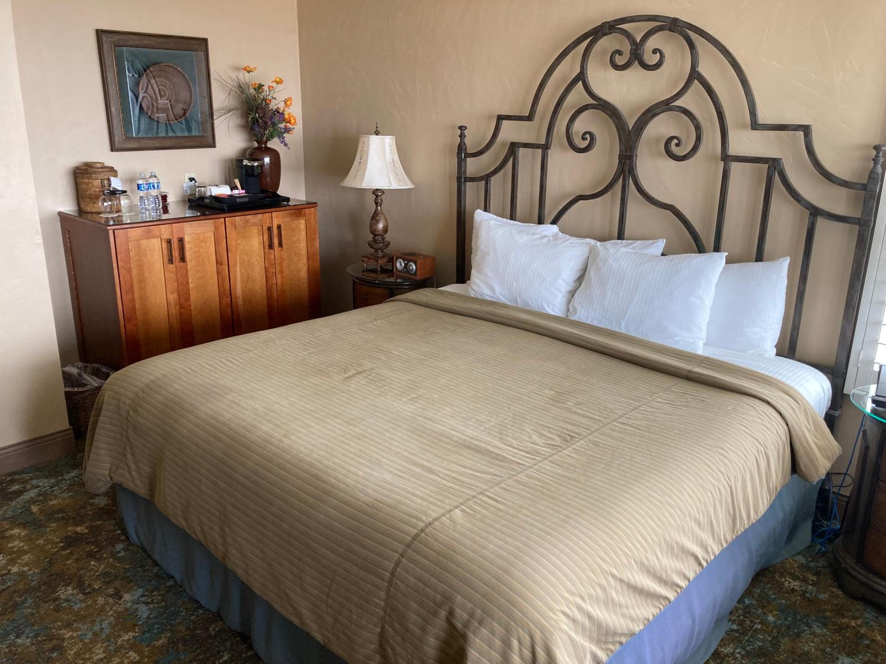 Blue Dolphin Inn