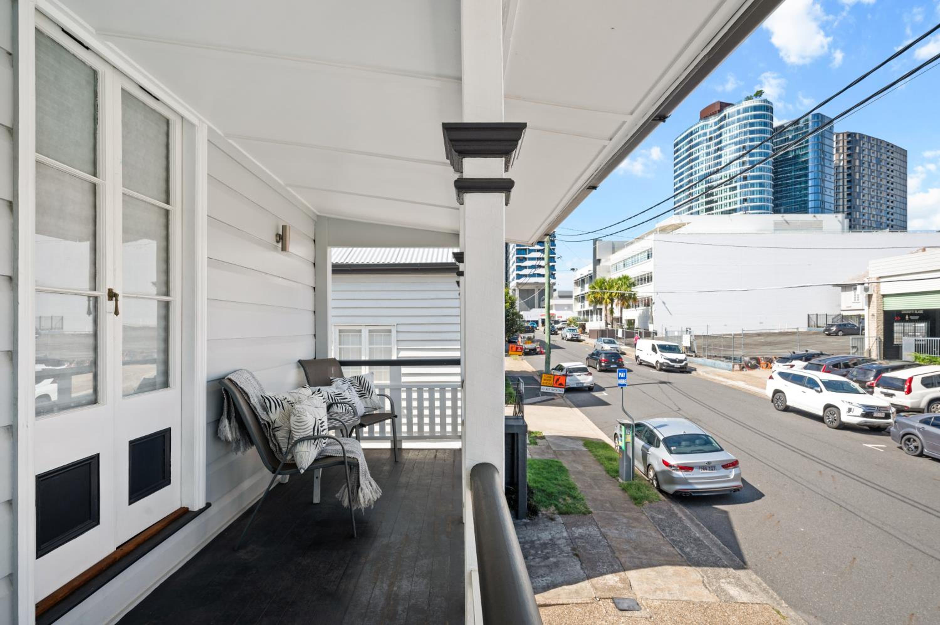Amelia Terrace - House in Brisbane City Central