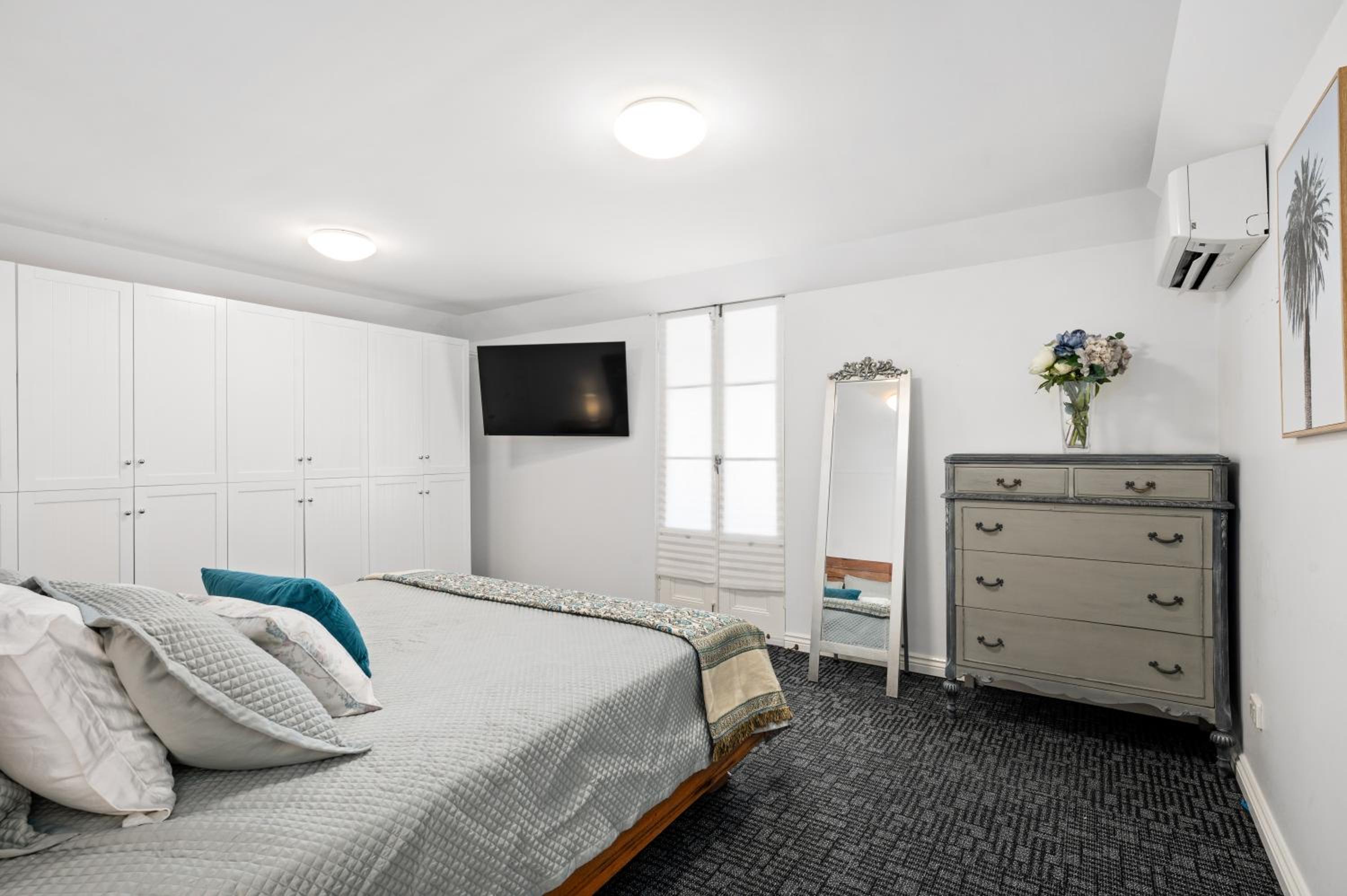 Amelia Terrace - House in Brisbane City Central