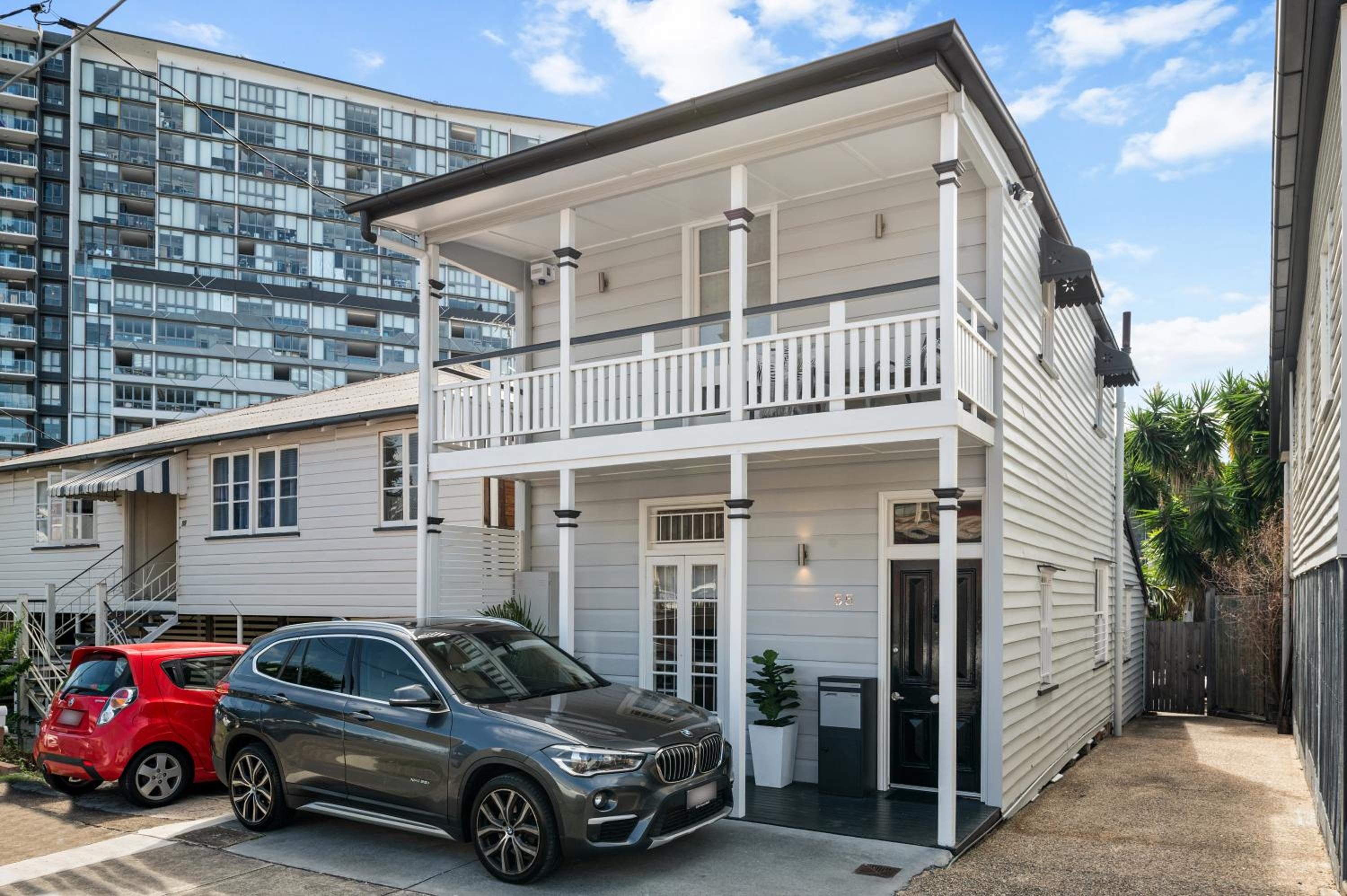 Amelia Terrace - House in Brisbane City Central