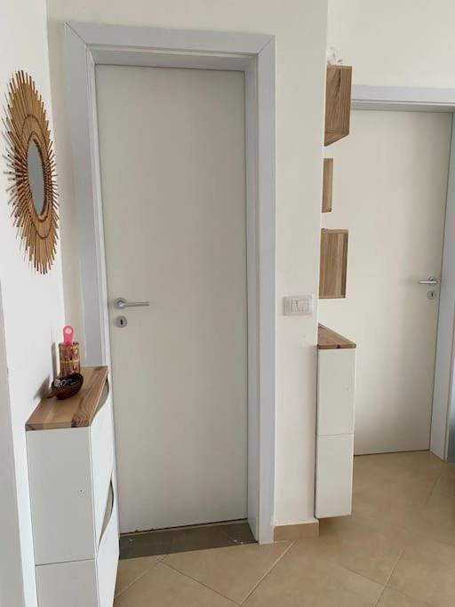 The Flip-Flop Apartment
