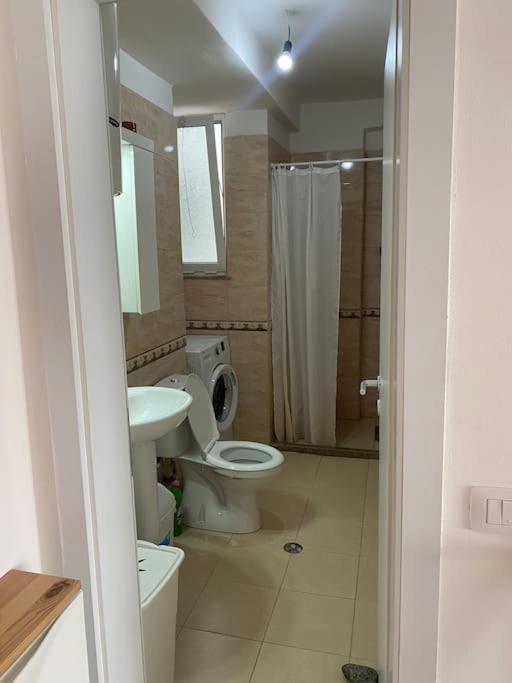 The Flip-Flop Apartment
