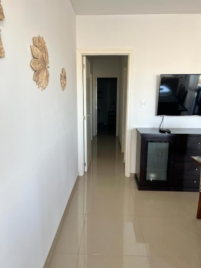 Departamento amplio y muy iluminado en 9 piso, con piscina