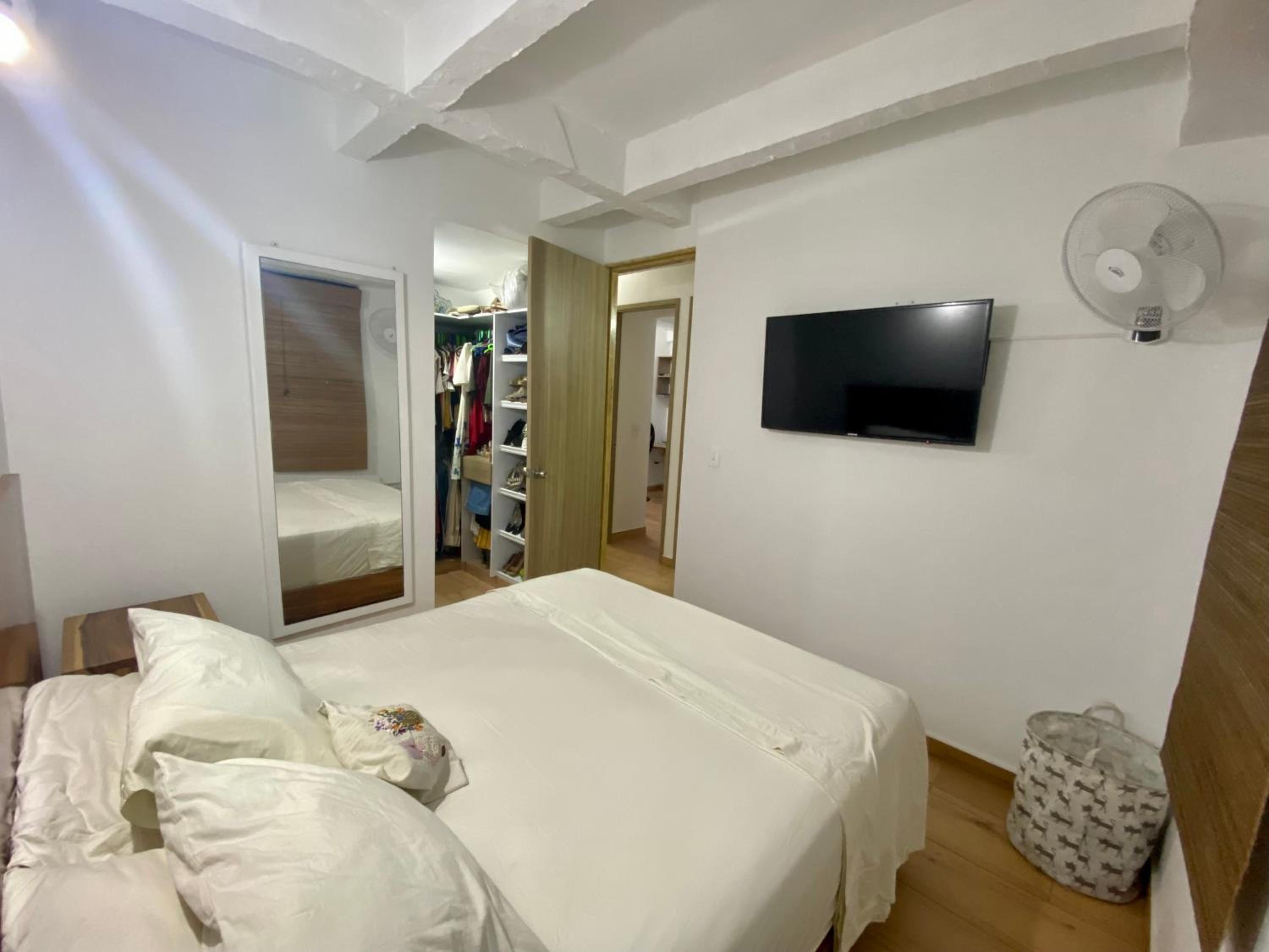 Cómodo apartamento súper central