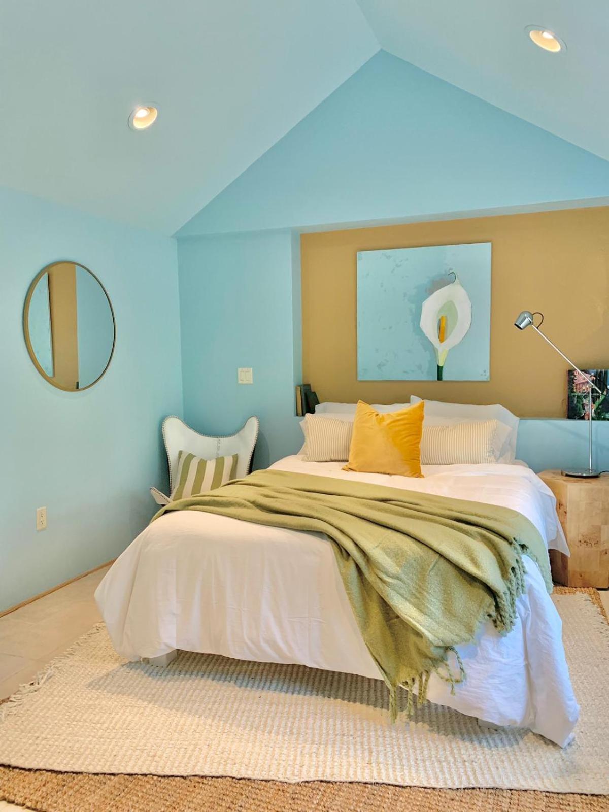 The Trail in Adams - Berkshires' Art Hotel