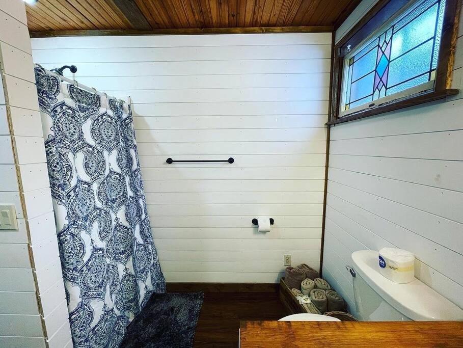 Eagle Crest cabin, White river view with hottub view 2