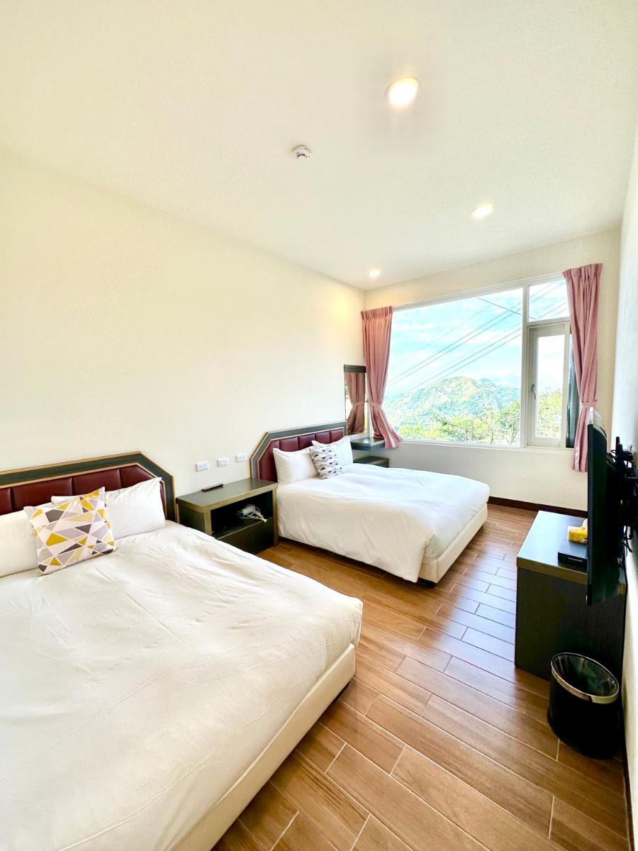 Purple Dragon Starry Sky Homestay view 4