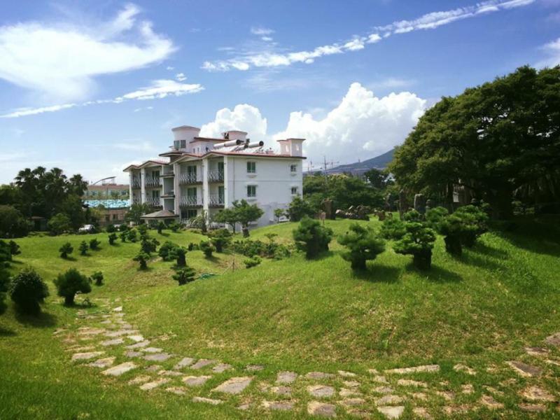 Jeju Land Pension