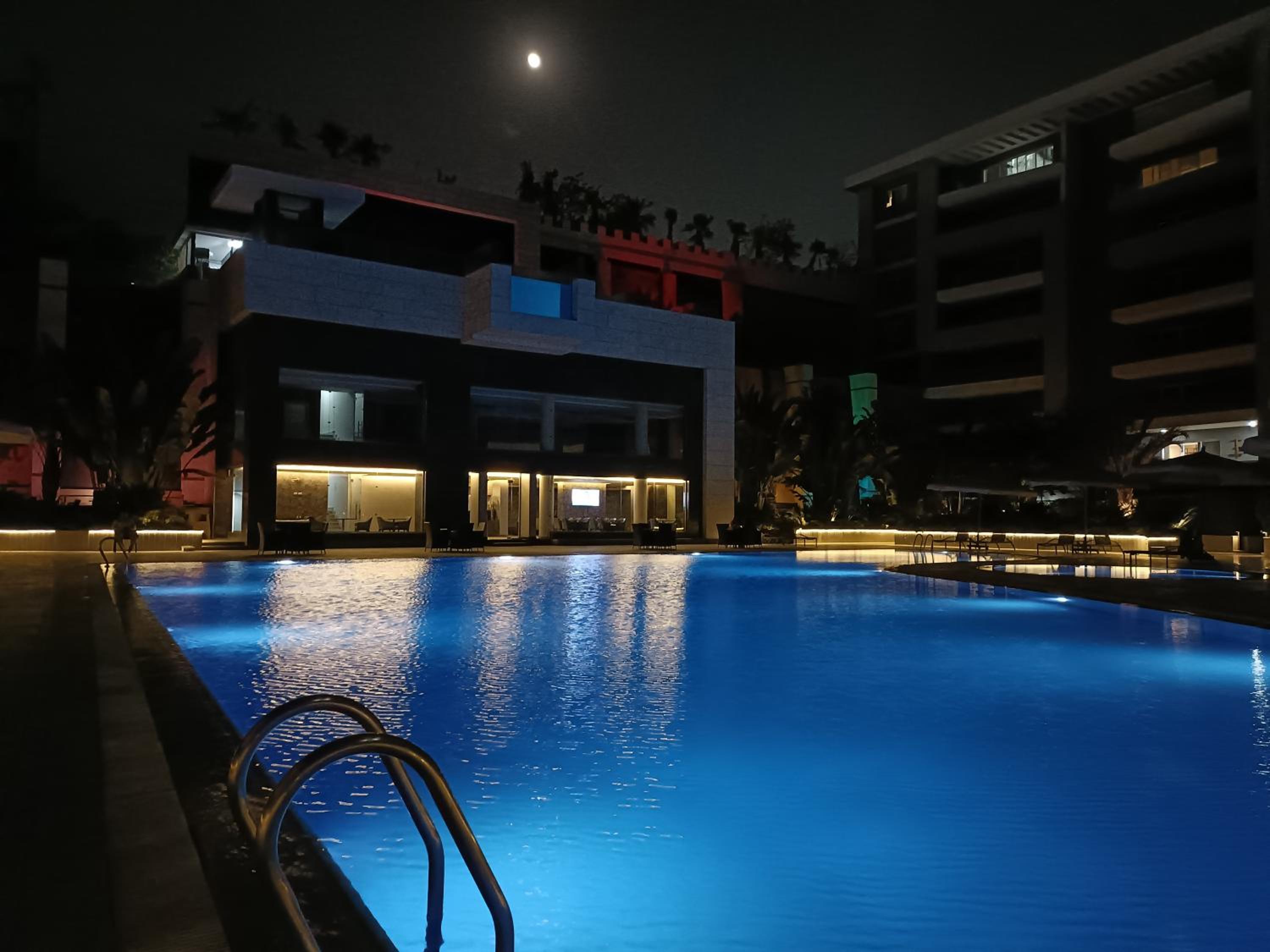 Sheraton Ocean 601-A - Without Pool access