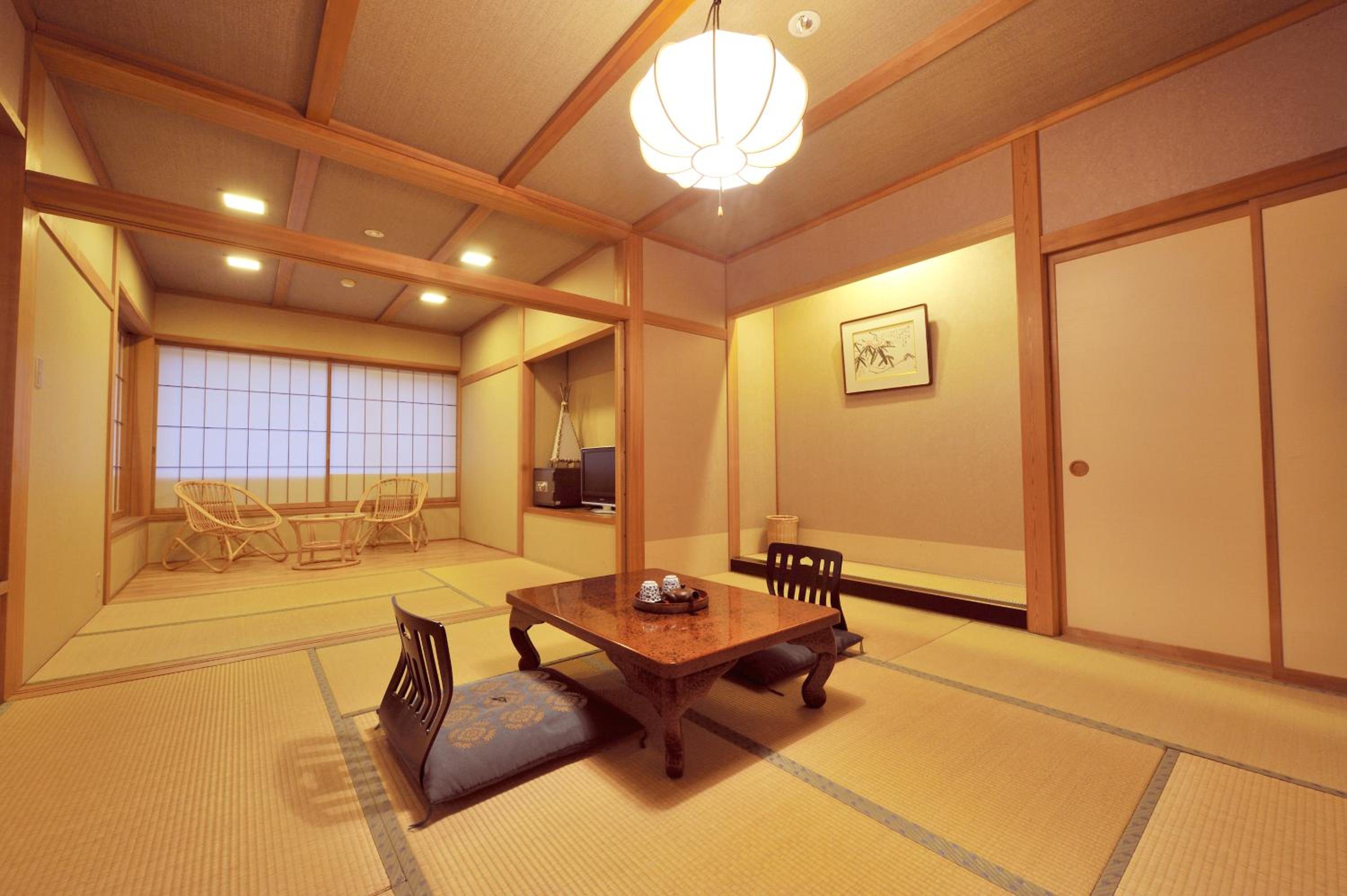 Hakuba Onsen Ryokan Shirouma-so view 2