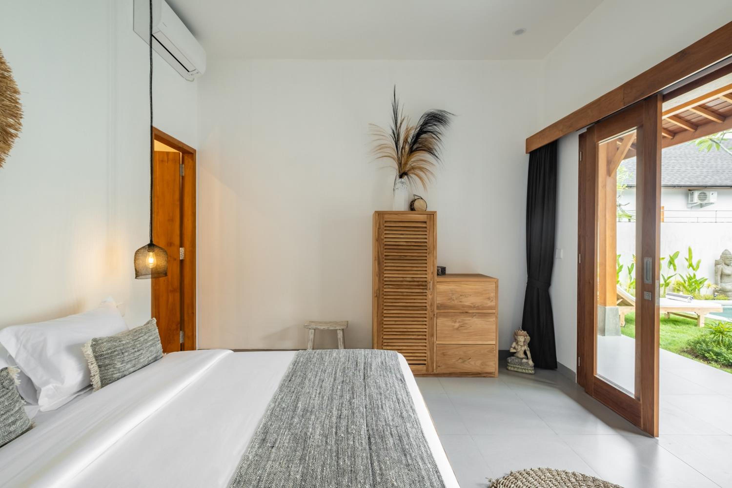 Lovely 3 Bedroom Villa Kembali
