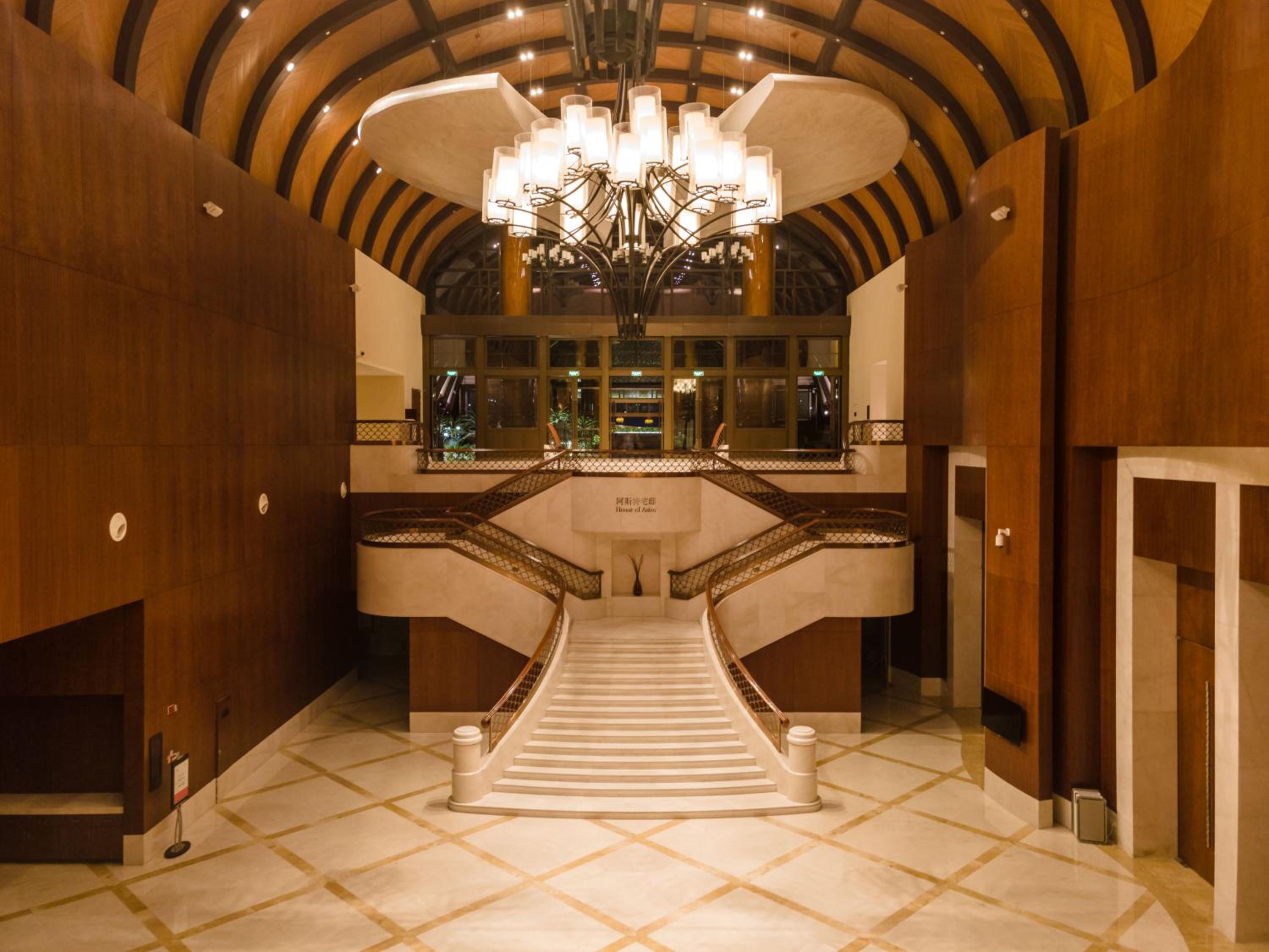 The St. Regis Sanya Yalong Bay Resort 19
