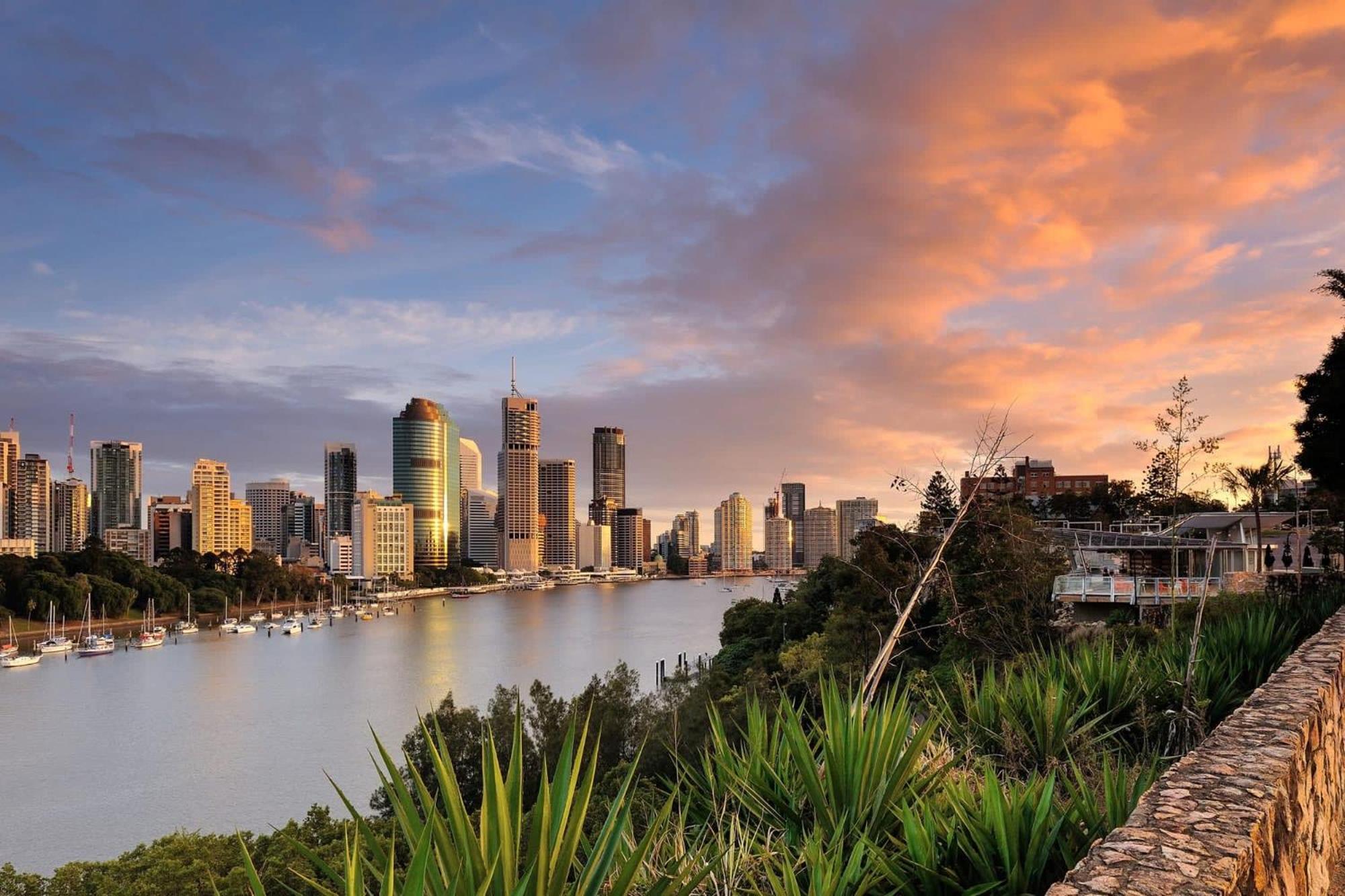Explore BNE from our Cute 1-Bed Apartment in South Brisbane