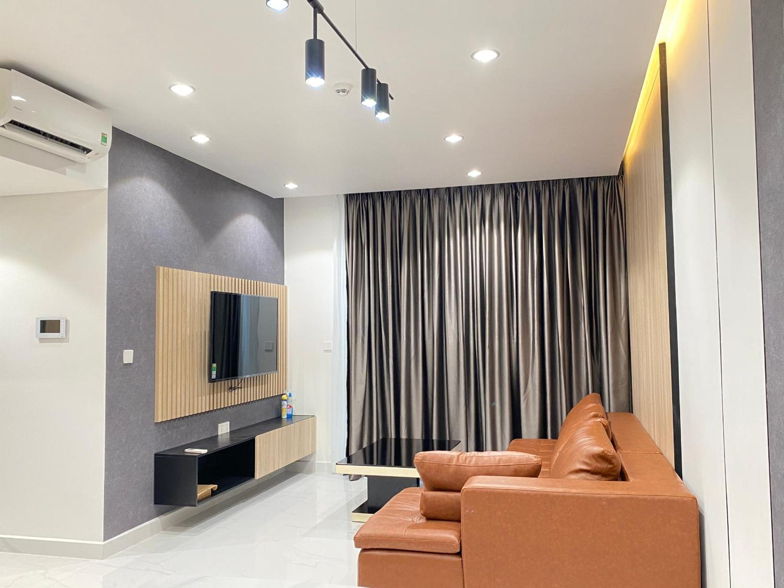 Hotel Cho thuê căn hộ 3pn2wc 117m2 Diamond Alnata Celadon city Tân Phú - Image 1