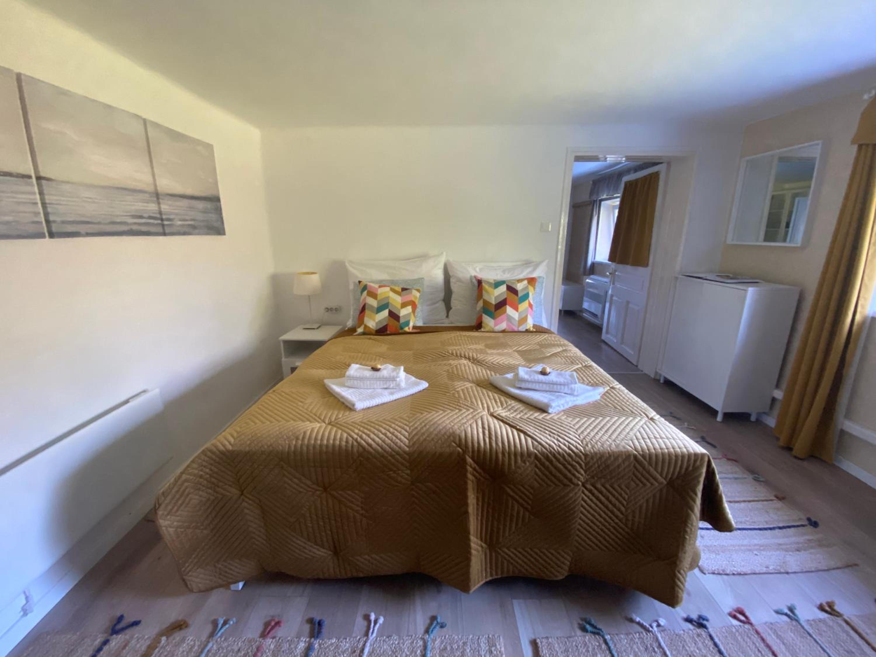 Lilakő Apartman