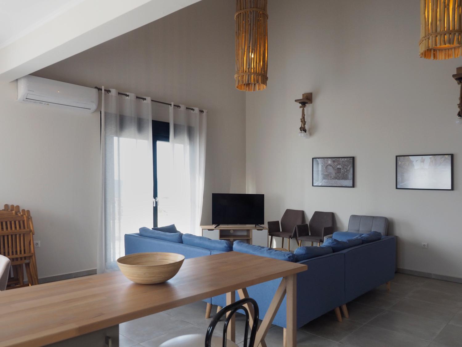 Melissinos Beachfront Apartments