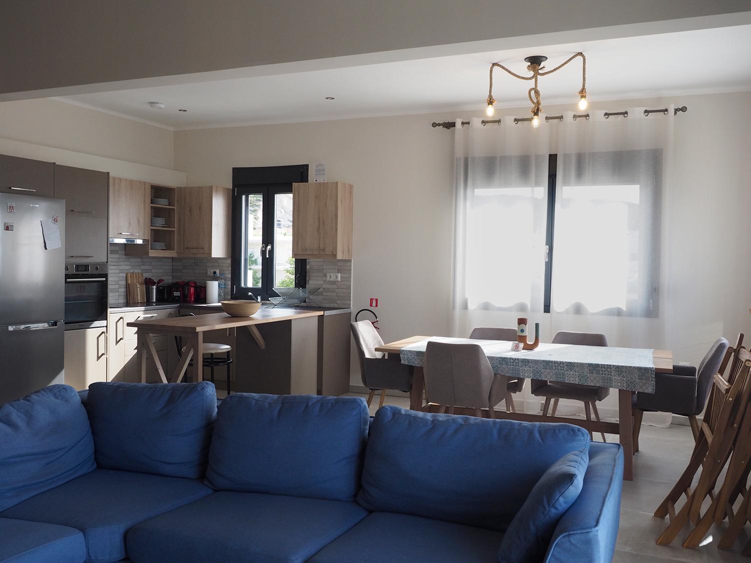 Melissinos Beachfront Apartments