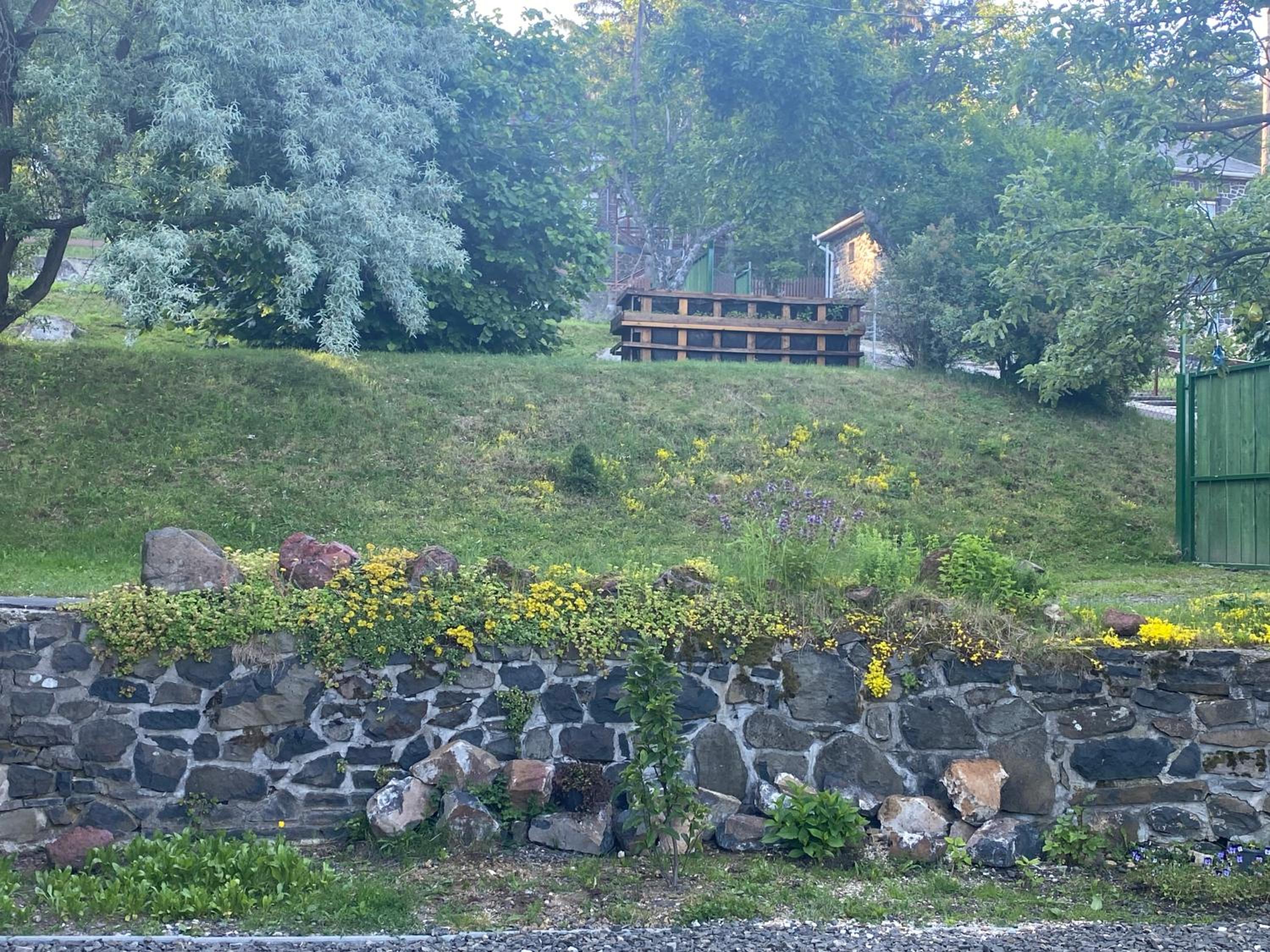 Lilakő Apartman
