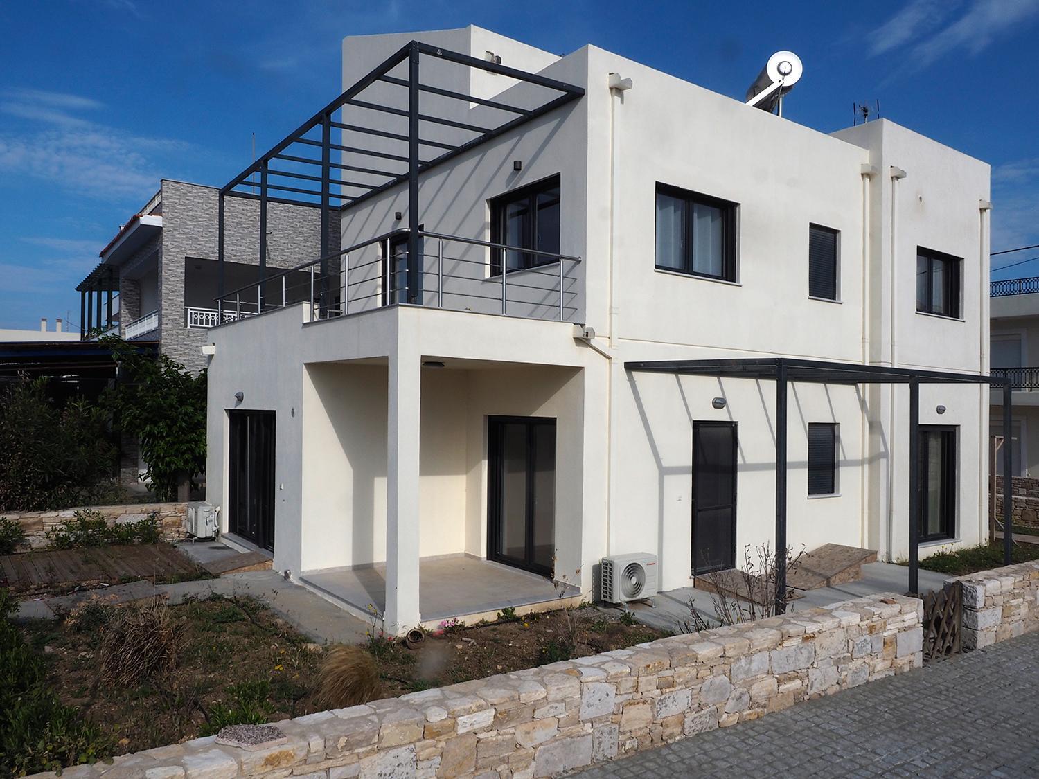 Melissinos Beachfront Apartments