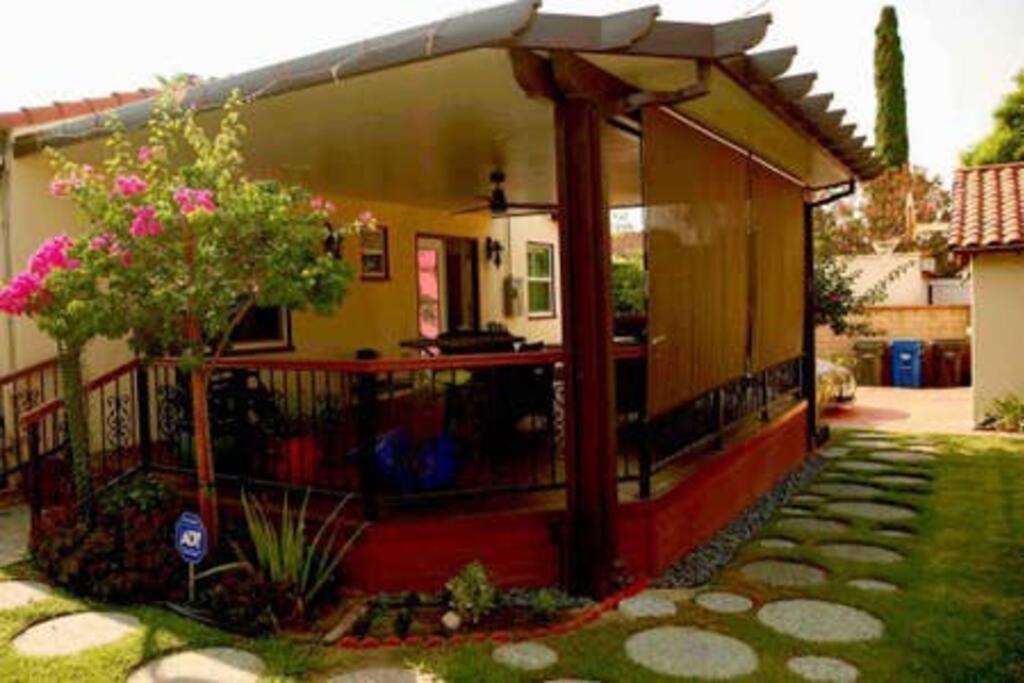 Detached Guesthouse in Monrovia/Los Angeles - Property Image 8