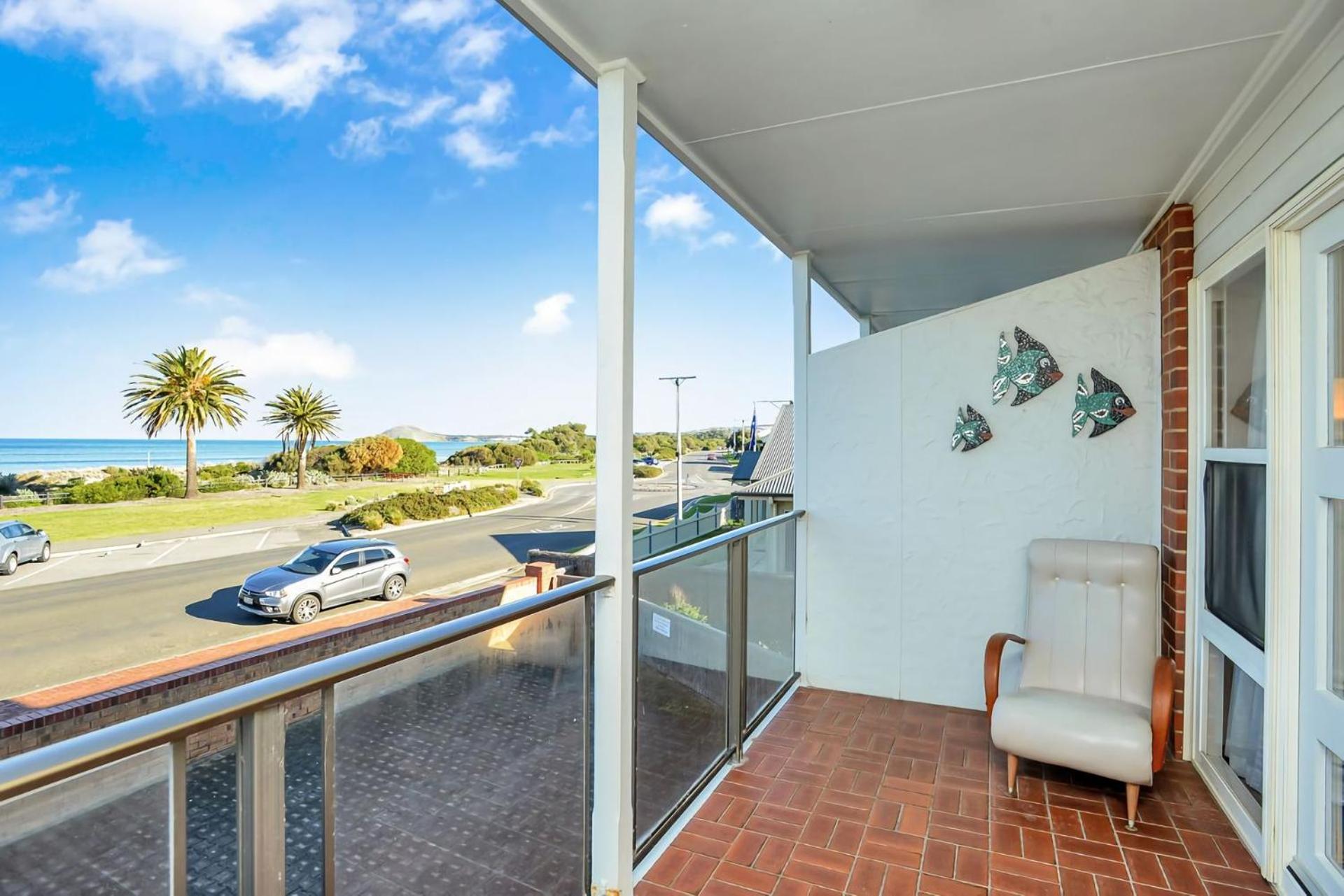 Beautiful Beach Front Townhouse