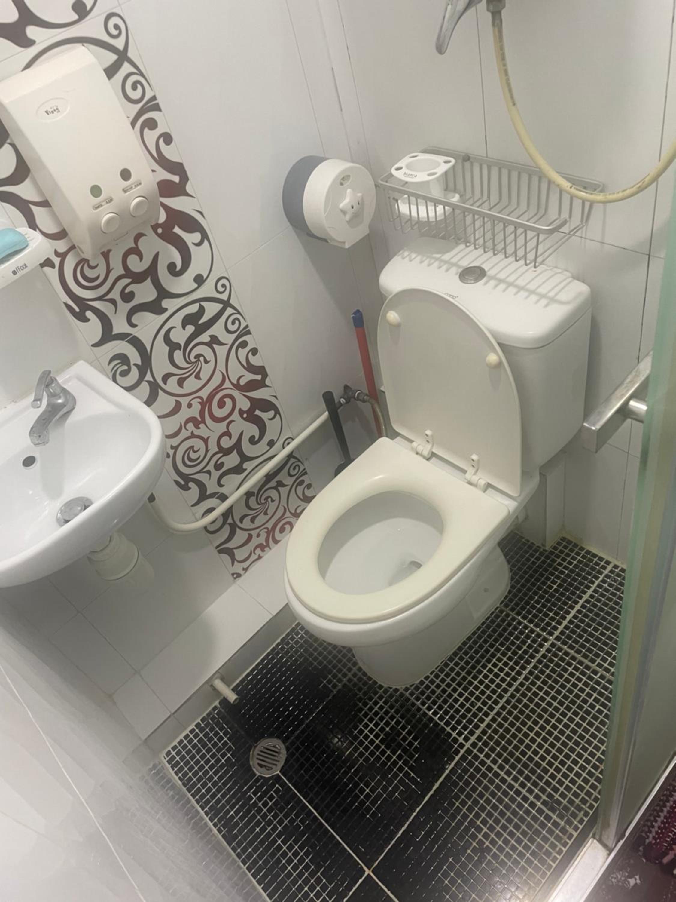 Relaince international hostel