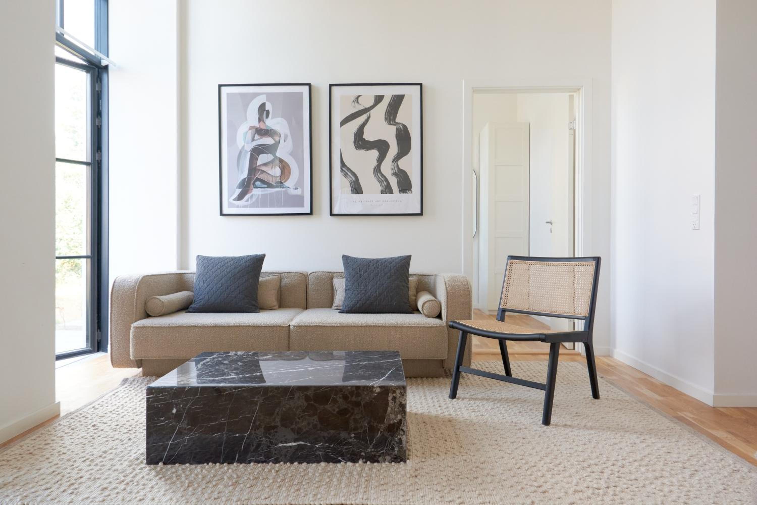 Cozy and Bright Apartments with Private Car Park