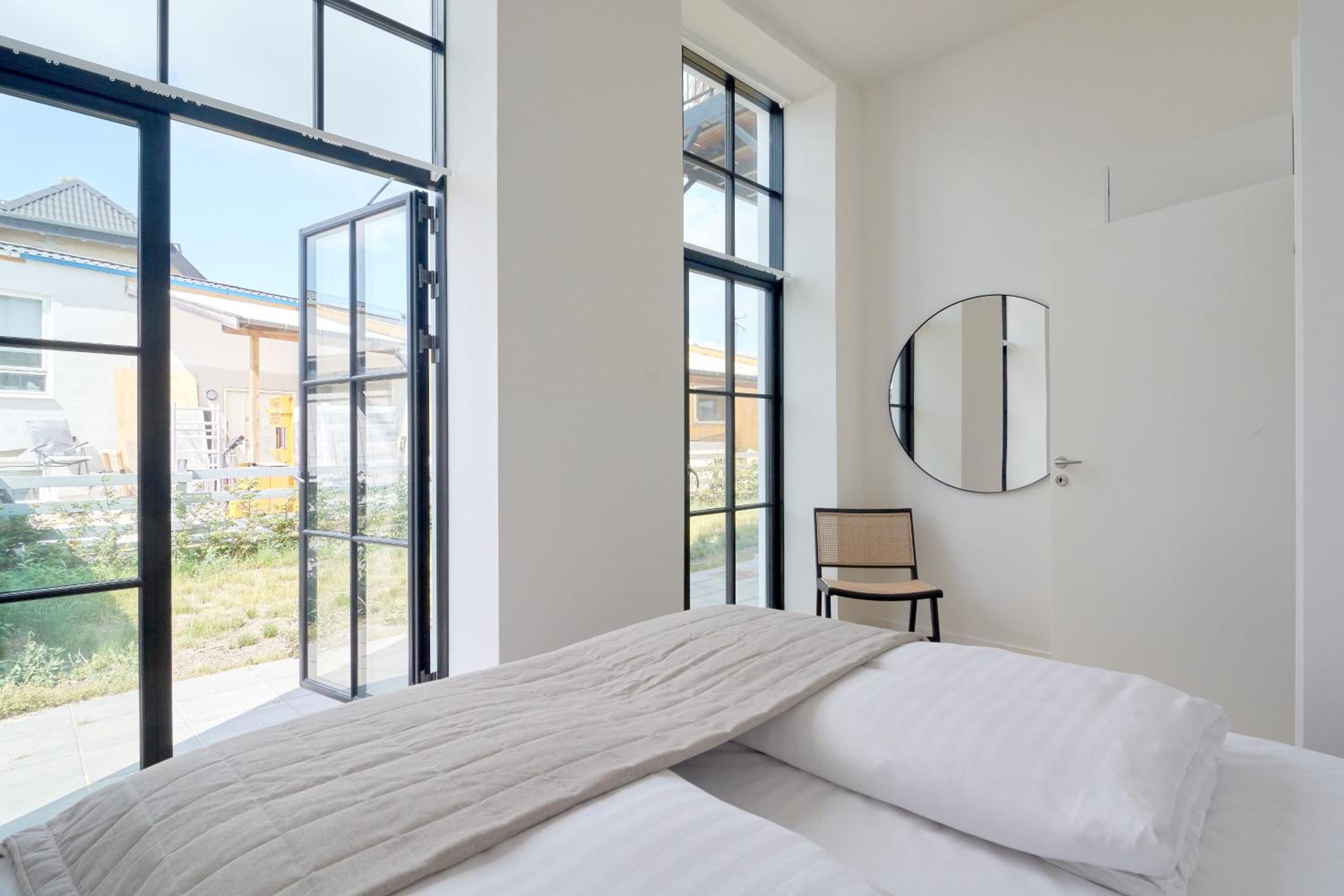 Cozy and Bright Apartments with Private Car Park