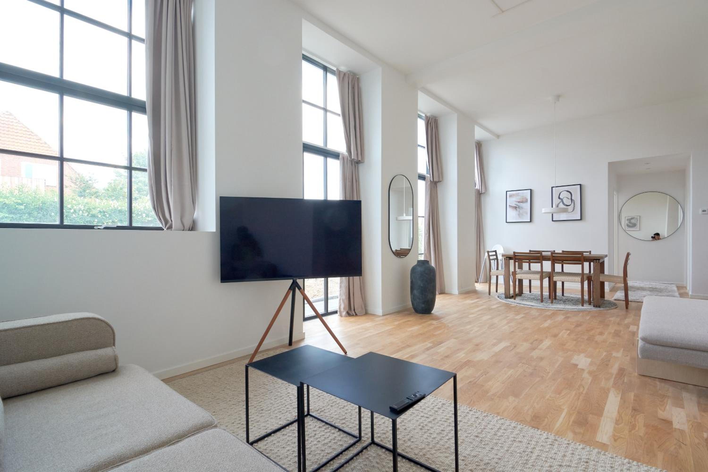 Cozy and Bright Apartments with Private Car Park