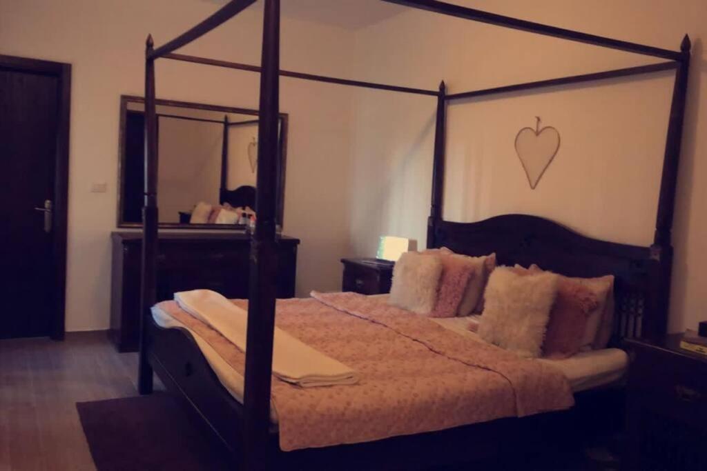 Big Family Apartment - Abdoun, deplomatic Area view 3