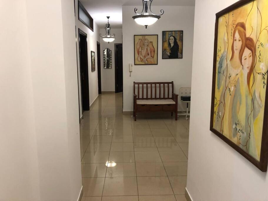 Big Family Apartment - Abdoun, deplomatic Area view 4