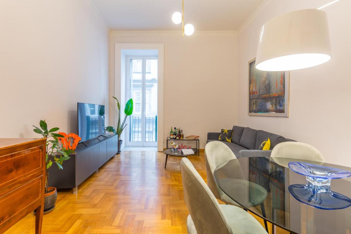 Chiatamone Design Apartment by Wonderful Italy