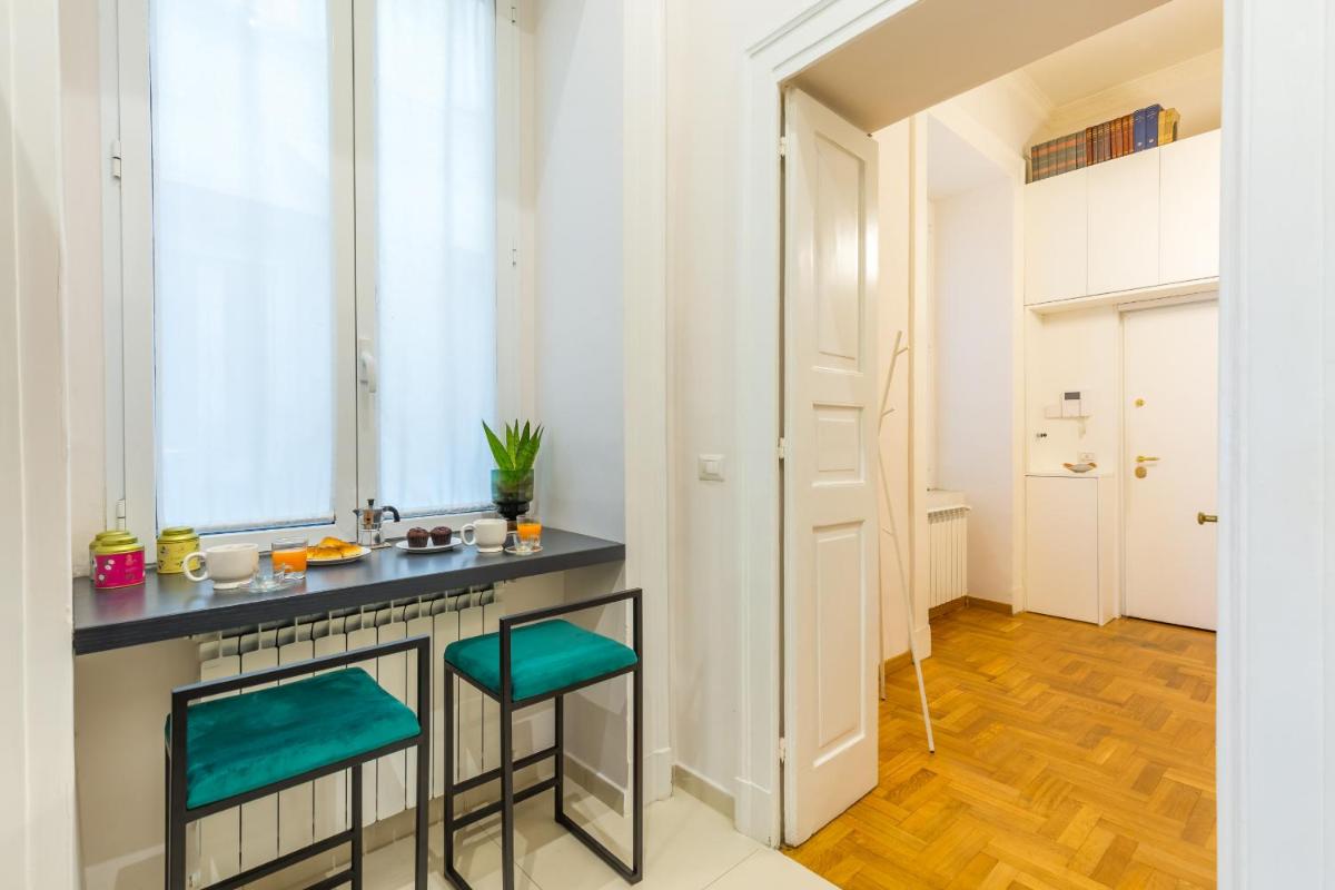 Chiatamone Design Apartment by Wonderful Italy