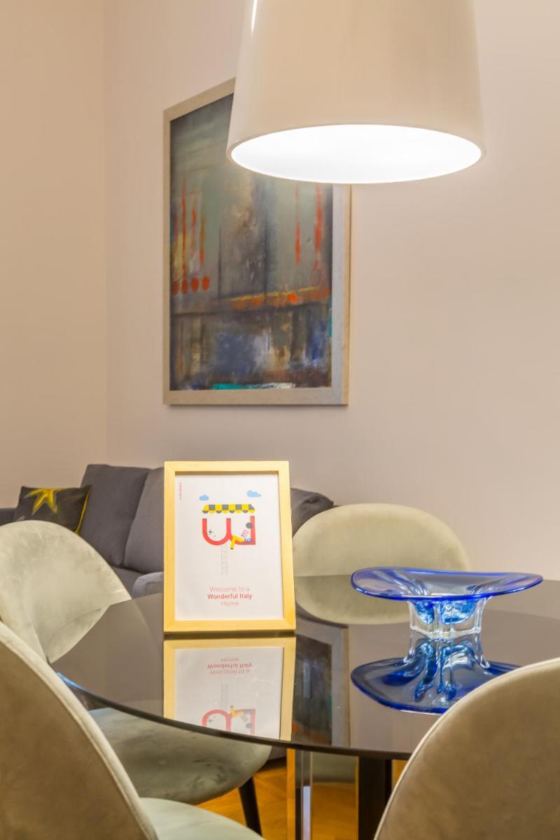 Chiatamone Design Apartment by Wonderful Italy
