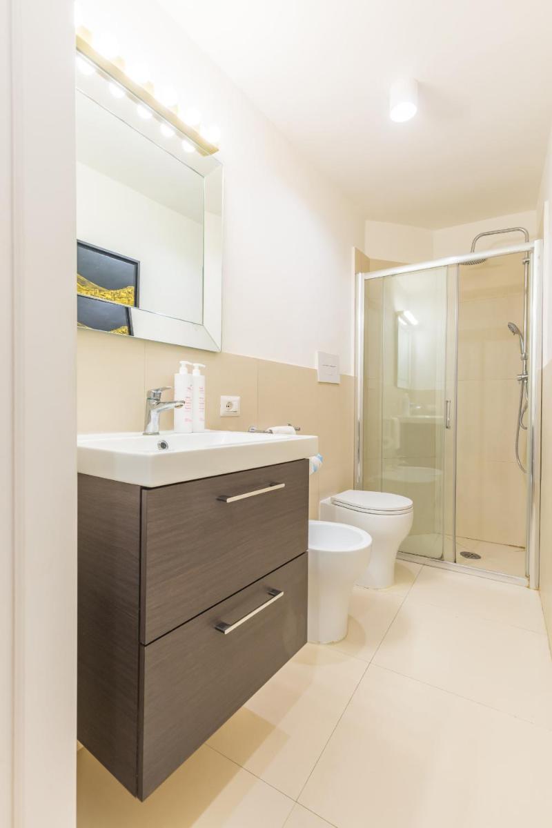 Chiatamone Design Apartment by Wonderful Italy