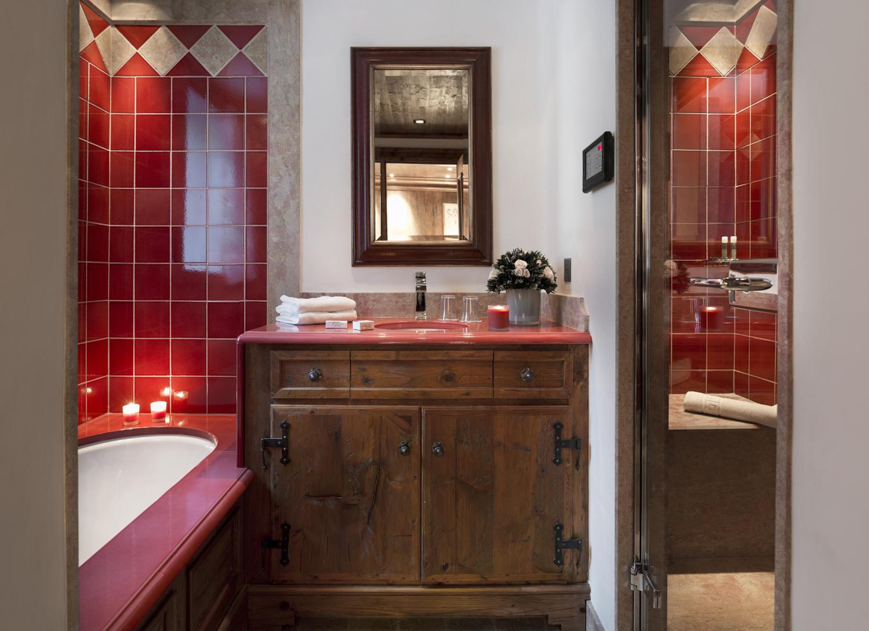 Appartement d'Exception - Domaine du Jardin Alpin, Courchevel 1850