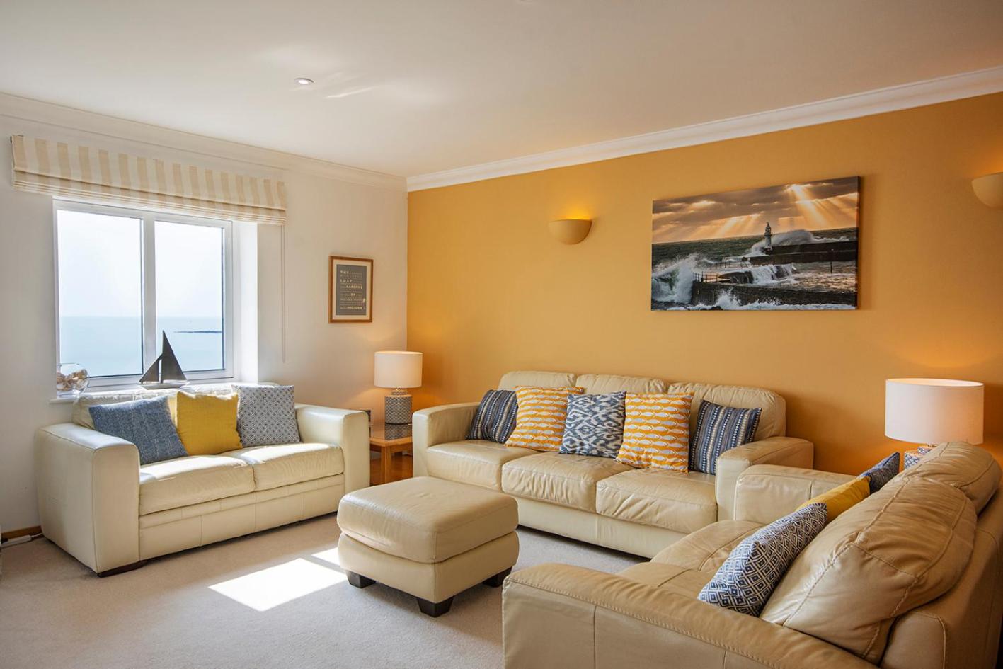 Marine Point, panoramic stunning sea views - balcony & parking view 4