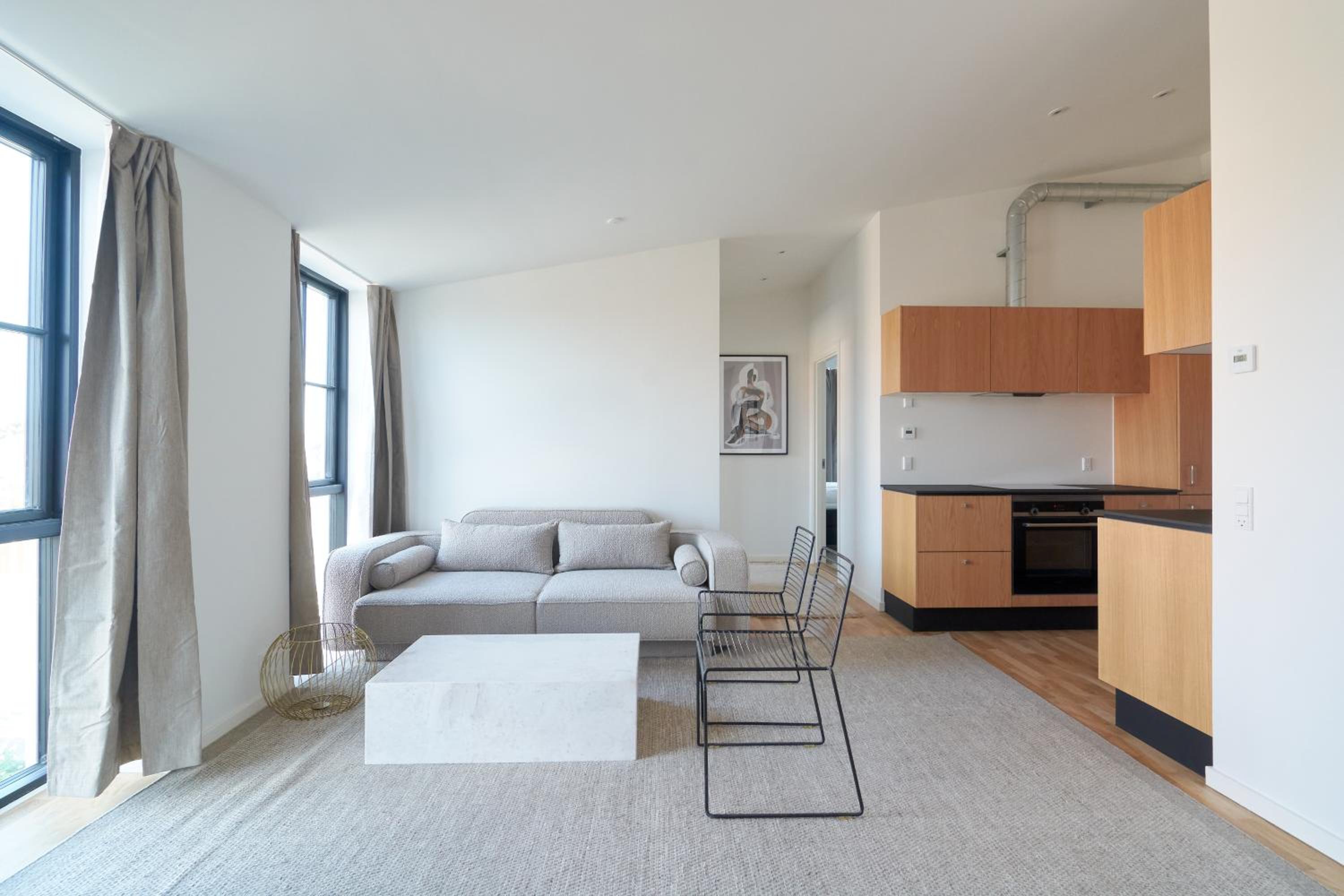 Cozy and Bright Apartments with Private Car Park