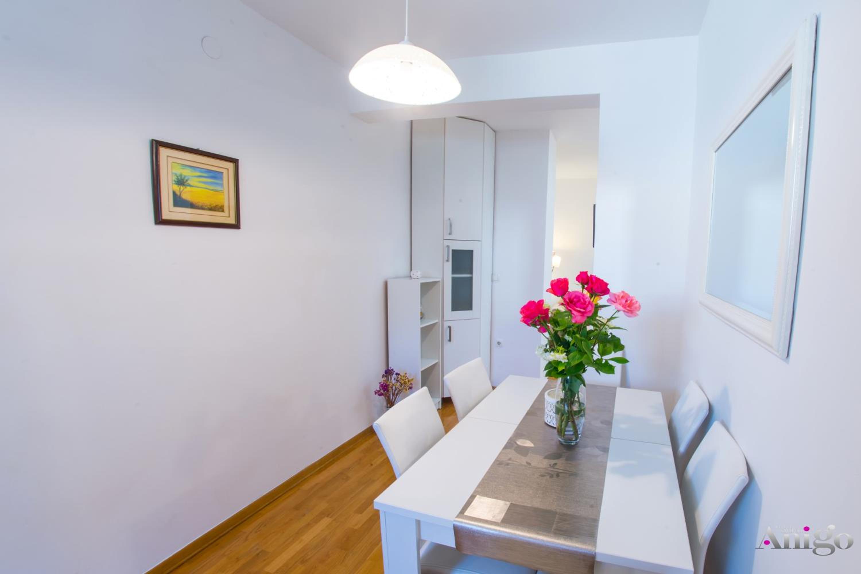 City Delight Apartment