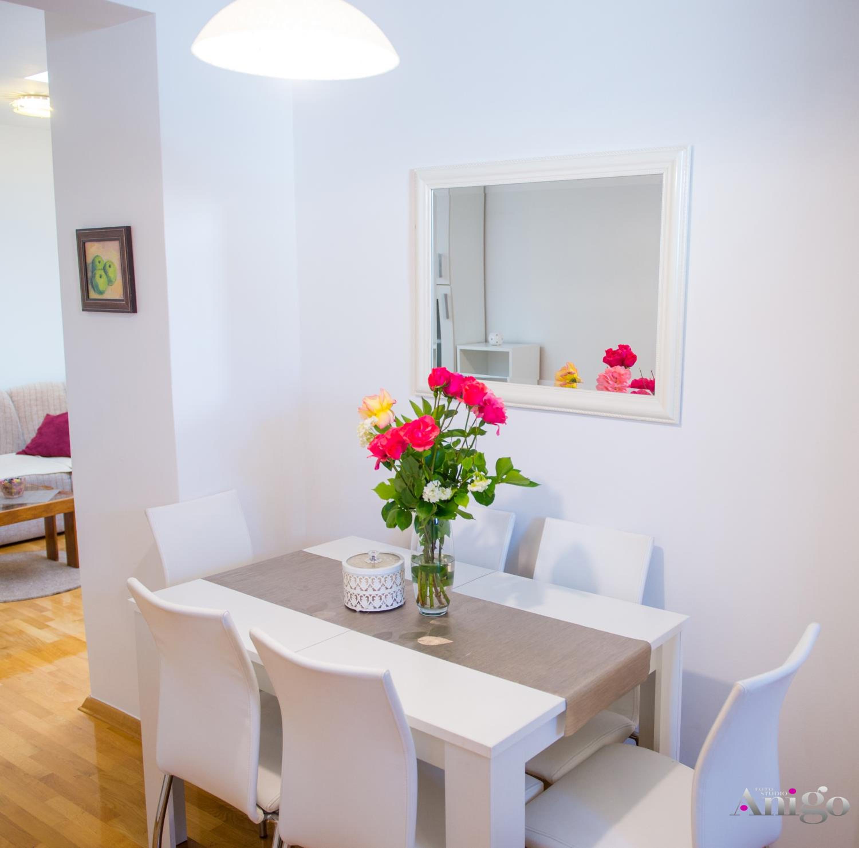 City Delight Apartment