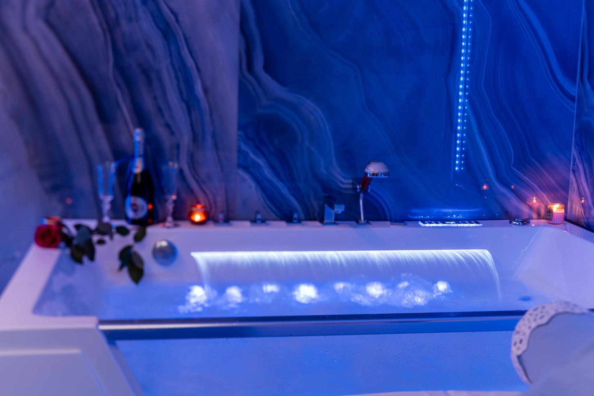 Jacuzzi