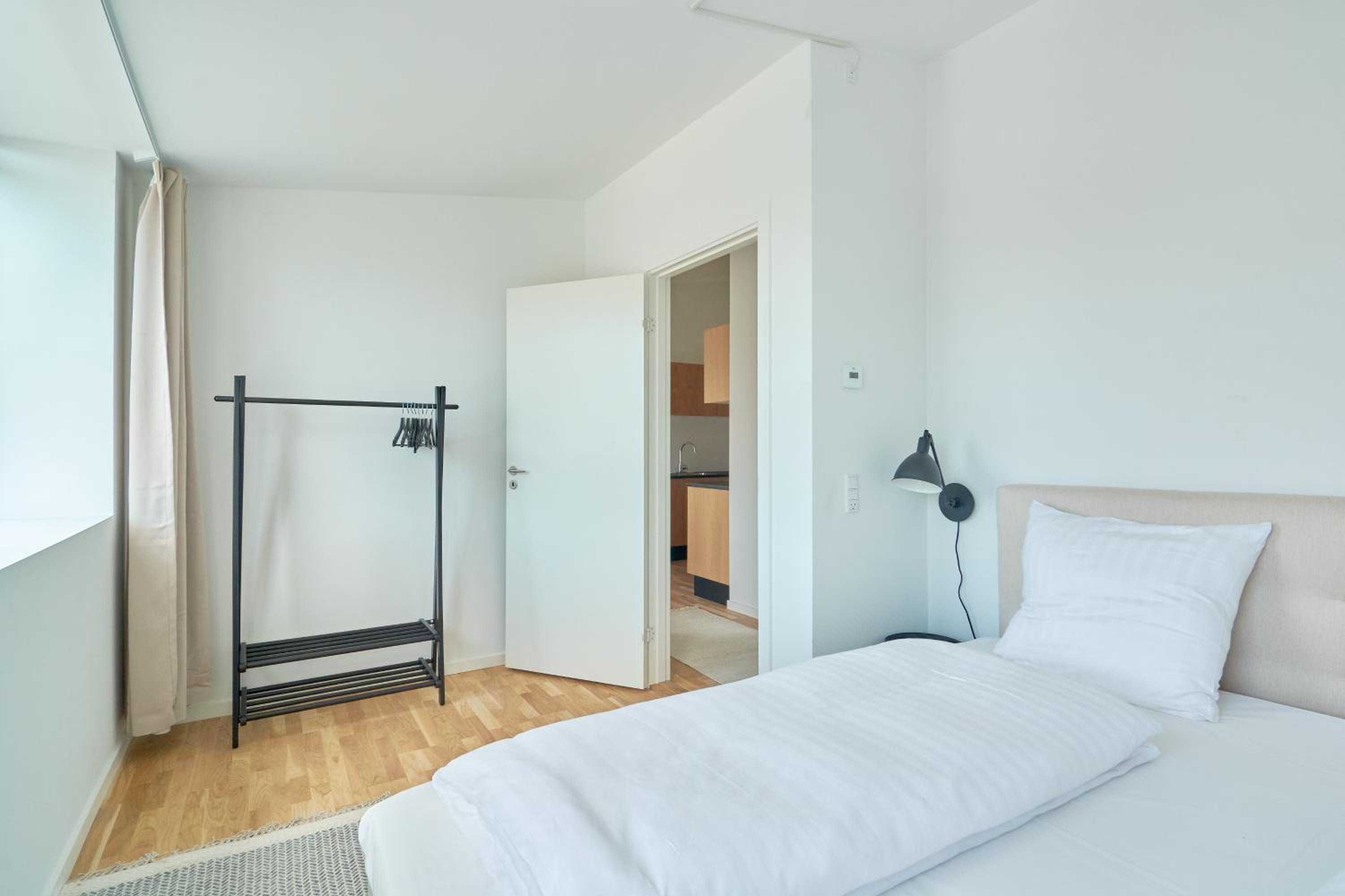 Cozy and Bright Apartments with Private Car Park