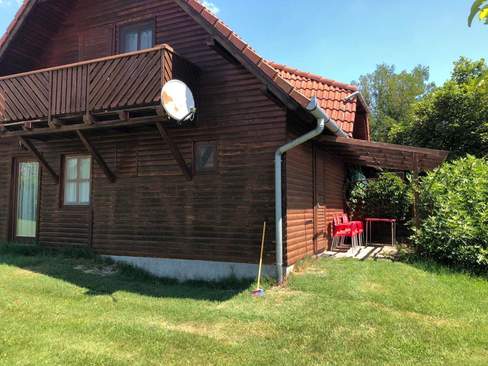 Álmos Apartman