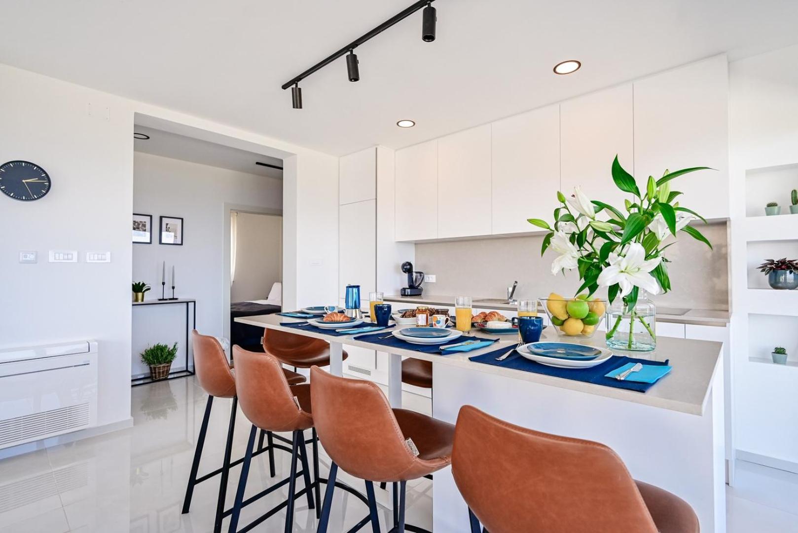 Apartments Sea & Stone view 5