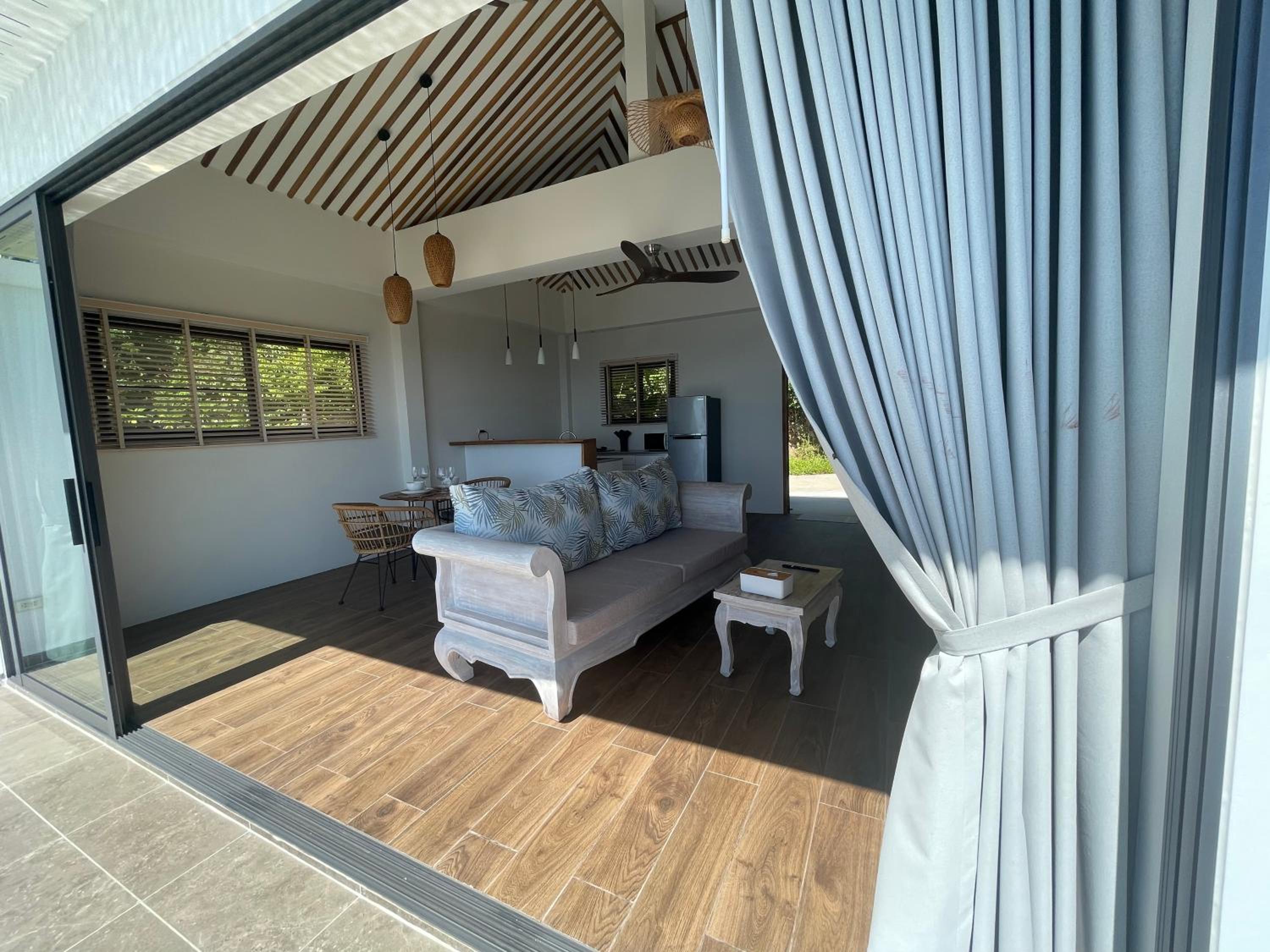 LOLISEA Luxe view villas view 4