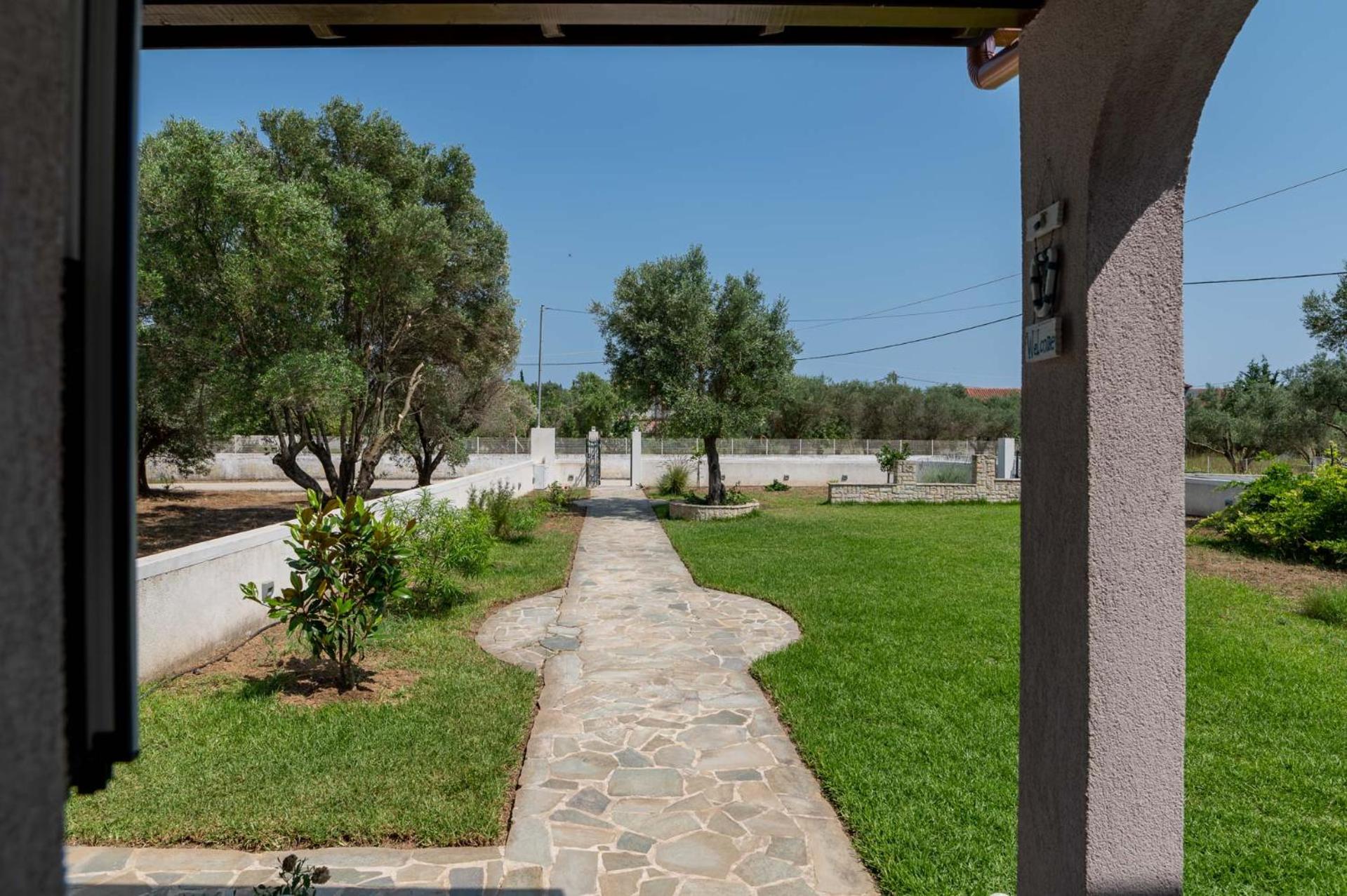 Christina's 2 bedroom villa, Kefalonia view 4